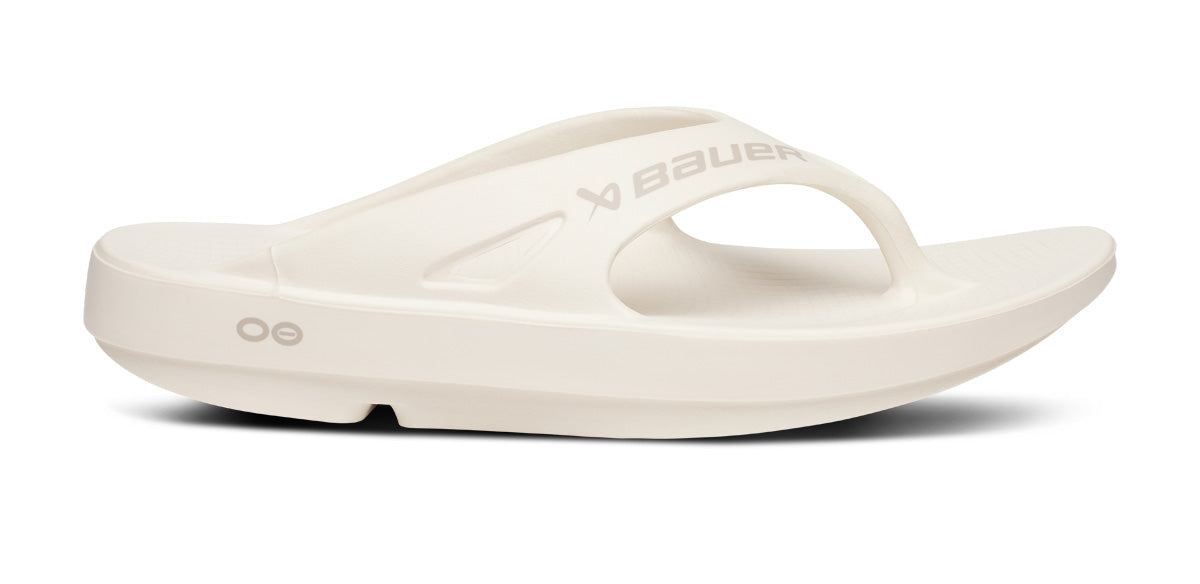 BAUER/OOFOS Men's OOriginal Sport Sandal â€?Chalk