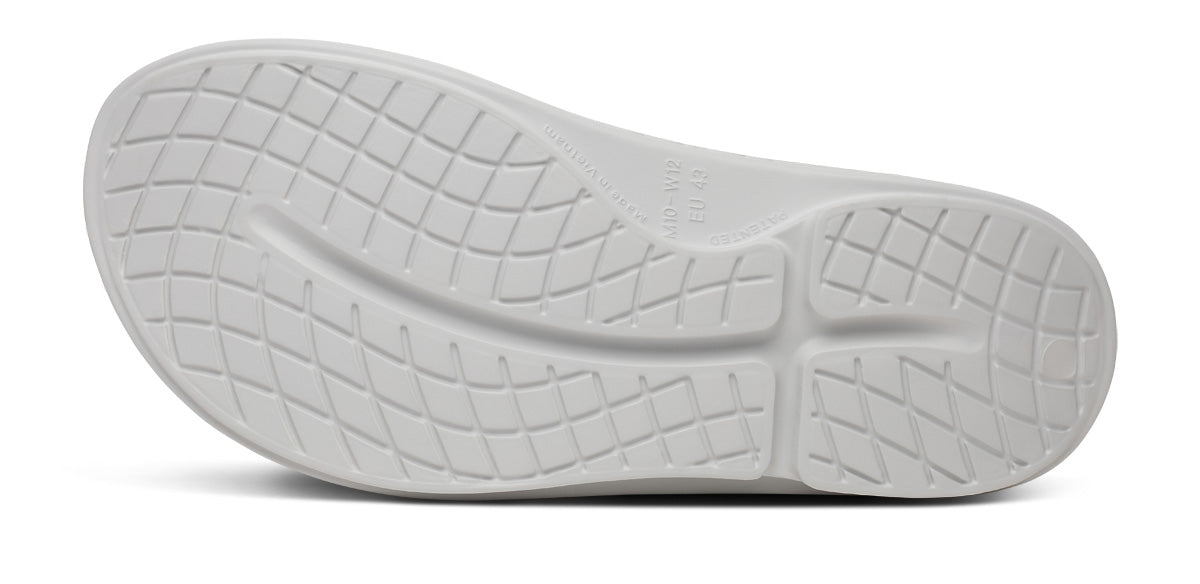 BAUER/OOFOS Women's OOriginal Sport Sandal â€?Moonstone